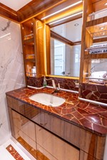 Atlantis 37 