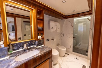 Atlantis 34 