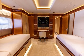 Atlantis 36 