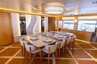 Atlantis 22 