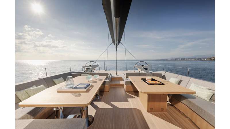 CEFEA - Yacht à vendre