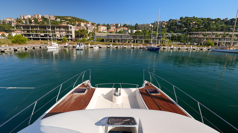 013 - Yacht for sale
