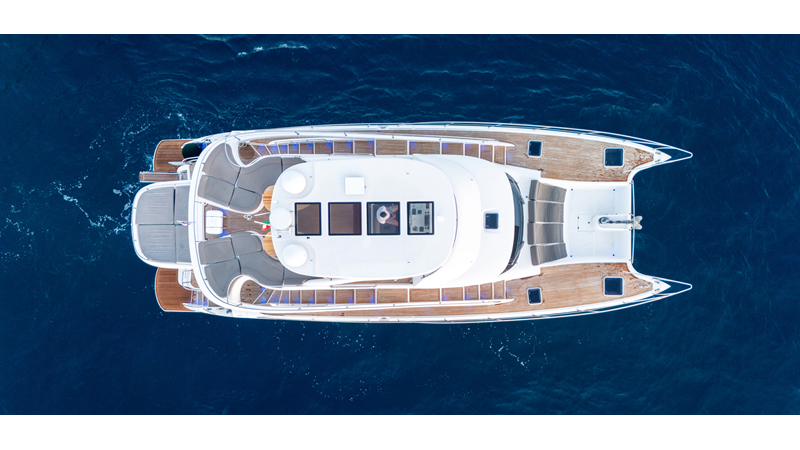 013 - Yacht for sale