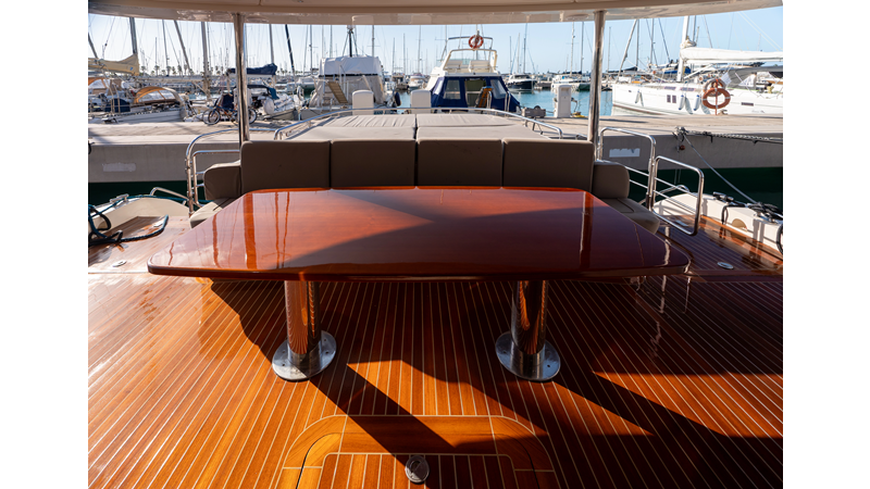 013 - Yacht for sale