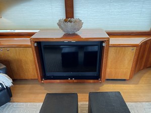 Salon to Port   
