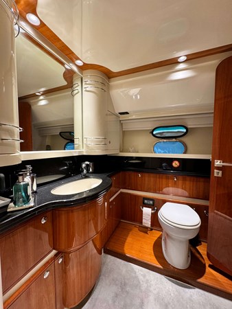 FERRETTI 760 - Yacht zu verkaufen