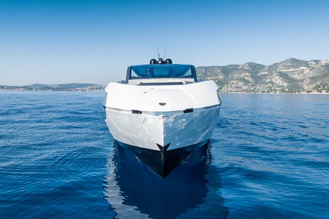 BLADE - Yacht à vendre