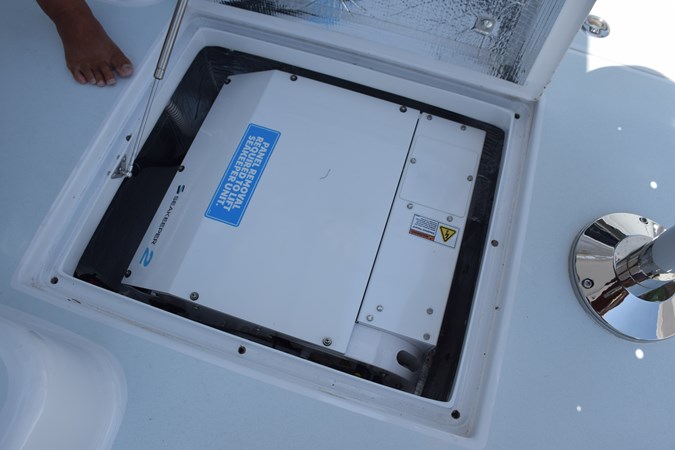 Seakeeper 2 unit beneath forward cockpit deck