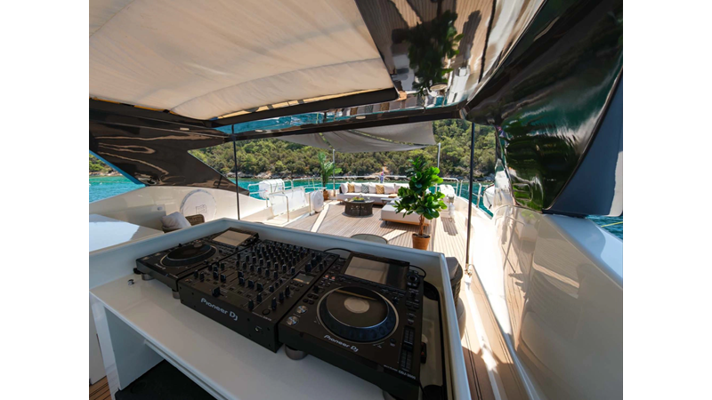 DAYDREAM2 - Yacht for sale