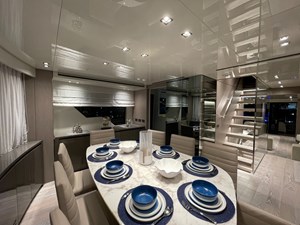 FOUZ 19 Interior dining