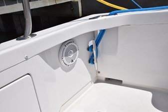 Aft JL Audio speakers