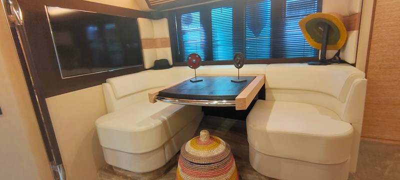 AZIMUT 64 FLYBRIDGE - Yates en venta