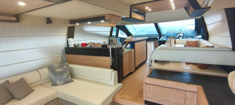 AZIMUT 64 FLYBRIDGE - Yates en venta