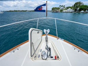 MEL BELLE 22 Windlass Locker