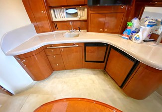 THE AMBER LEIGH 18 Galley view 2