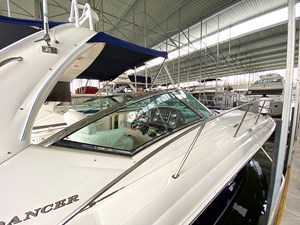 THE AMBER LEIGH 28 Stbd side deck
