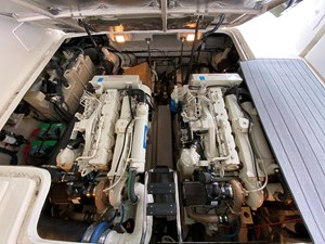 THE AMBER LEIGH 30 Engines