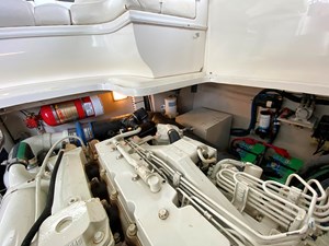 THE AMBER LEIGH 34 Engine room view 4
