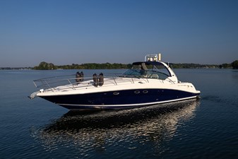 THE AMBER LEIGH 4 Port bow profile
