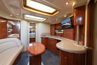 THE AMBER LEIGH 16 Salon/galley