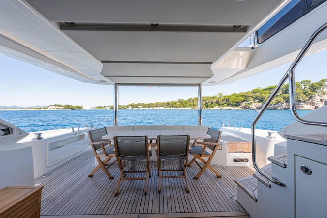 Aft seating