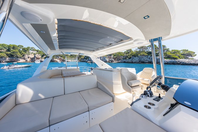 Retractable roof