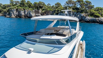 PIRVELI 17 Flybridge