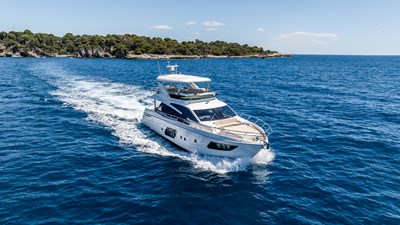 PIRVELI 22 Cruising