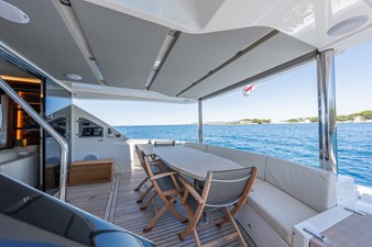 PIRVELI 27 Aft seating