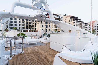 DXB 17 Sundeck 