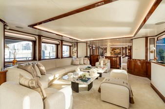DXB 20 Main deck saloon