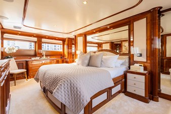 DXB 37 Master Suite