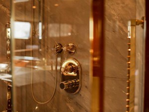 DXB 41 Master ensuite