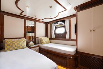 DXB 49 Twin cabin