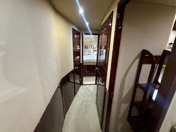 ONE MORE TIME - Yates en venta