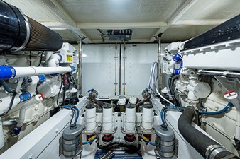Southerner  20 20-Engine Room