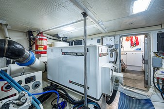 Southerner  22 22-Engine Room