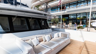 JETSETTER 13 