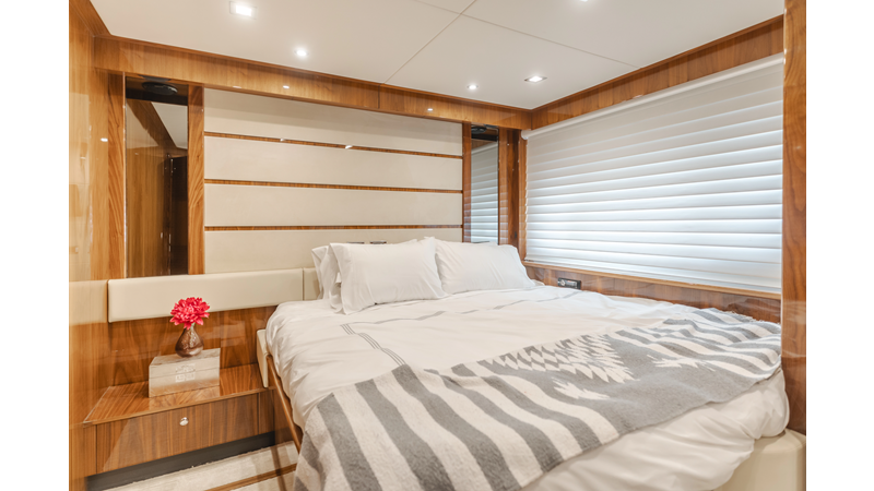 INDECENT PROPOSAL IV - Yacht for sale