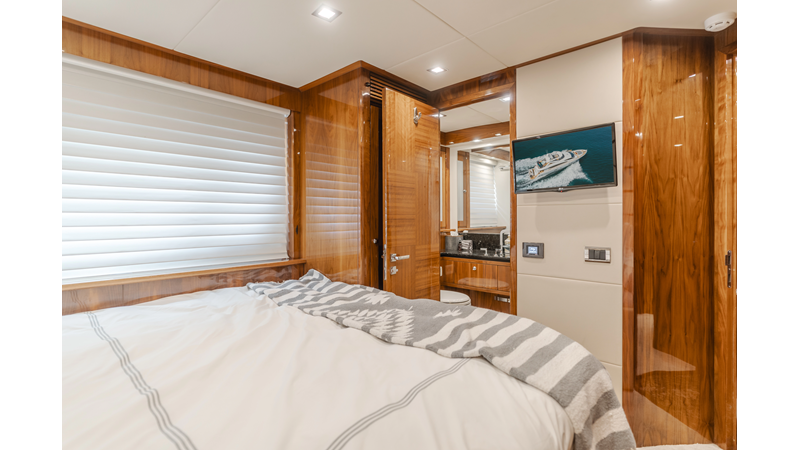 INDECENT PROPOSAL IV - Yacht for sale