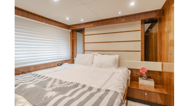 INDECENT PROPOSAL IV - Yacht for sale