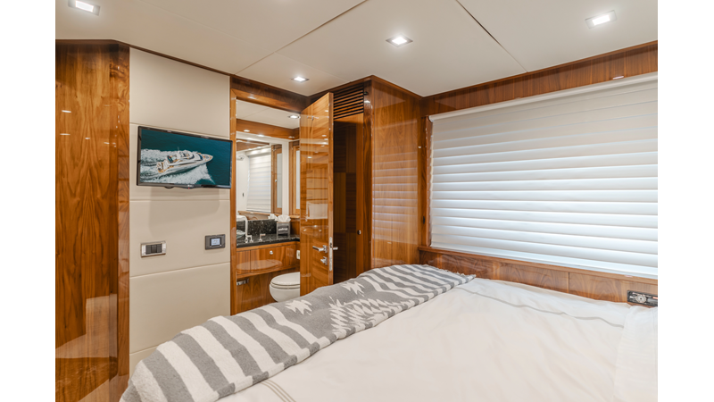 INDECENT PROPOSAL IV - Yacht for sale