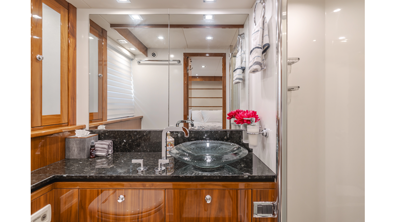 INDECENT PROPOSAL IV - Yacht for sale