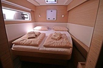 Lagoon 43 19 