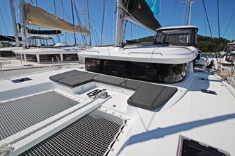Lagoon 43 44 