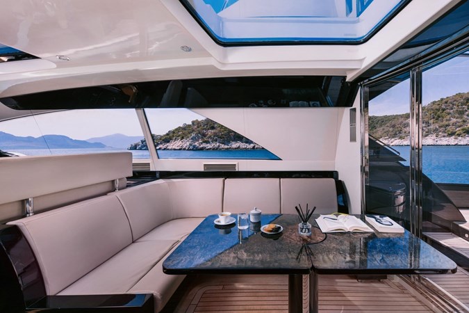M/Y WHO CARES - Yates en venta