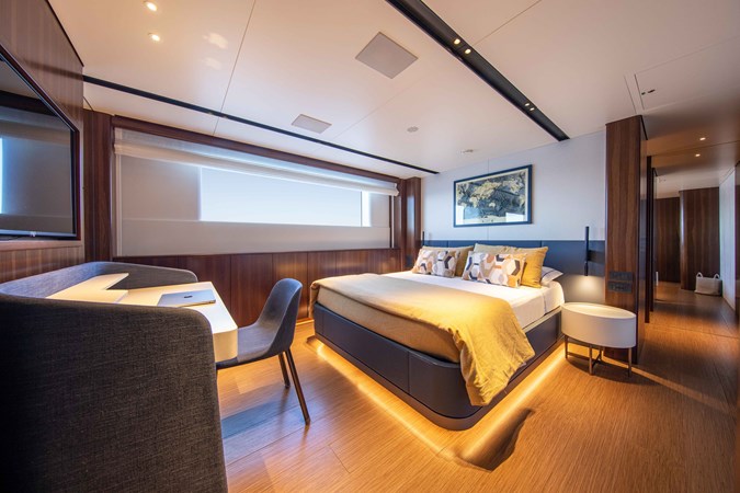 Jules © YachtShot H044