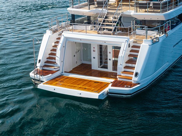 Jules © YachtShot H114