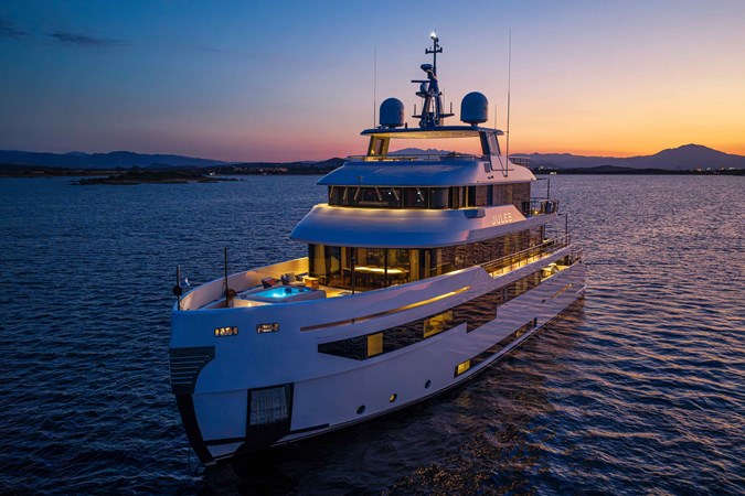 Jules © YachtShot H154