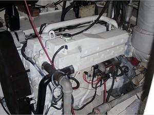 60' Expedition 2000 Custom 25 